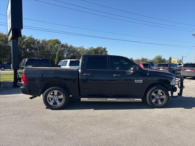 2018 RAM 1500 Express Crew Cab 4x4 57 Box 2018 RAM 1500 Express Crew Cab 4x4 57 Box