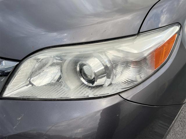 2015 Toyota Sienna XLE 7 Passenger