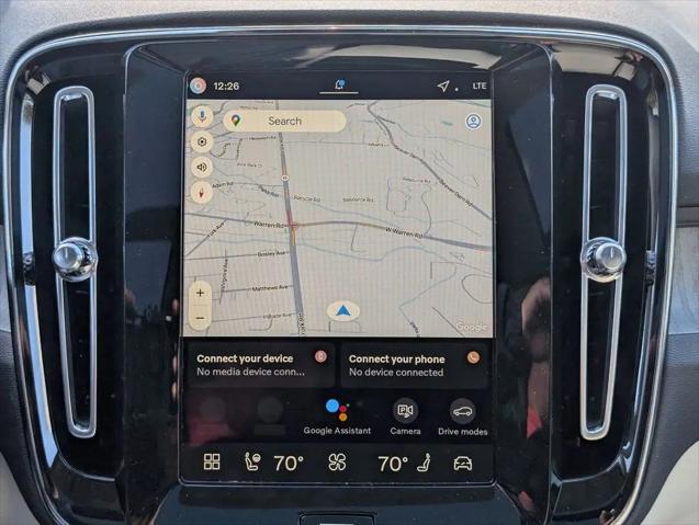 2026 Volvo XC40 Ultra, B5 AWD Gas (mild hybrid), Dark
