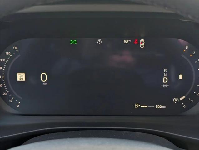 2026 Volvo XC40 Ultra, B5 AWD Gas (mild hybrid), Dark