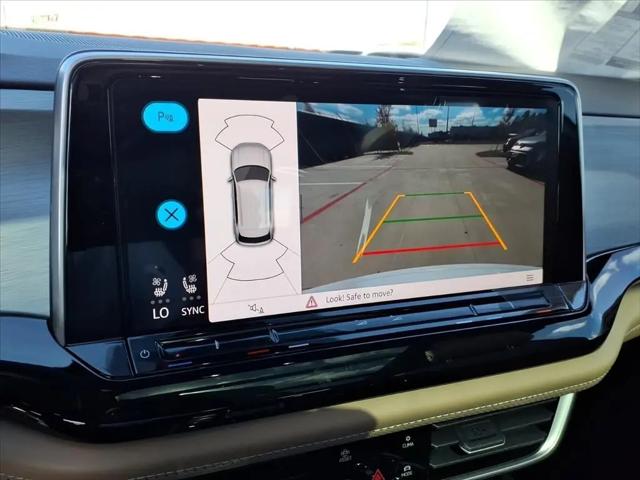 2026 Volkswagen Atlas Cross Sport SE with Technology