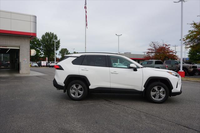 2025 Toyota RAV4 XLE 2025 Toyota RAV4 XLE