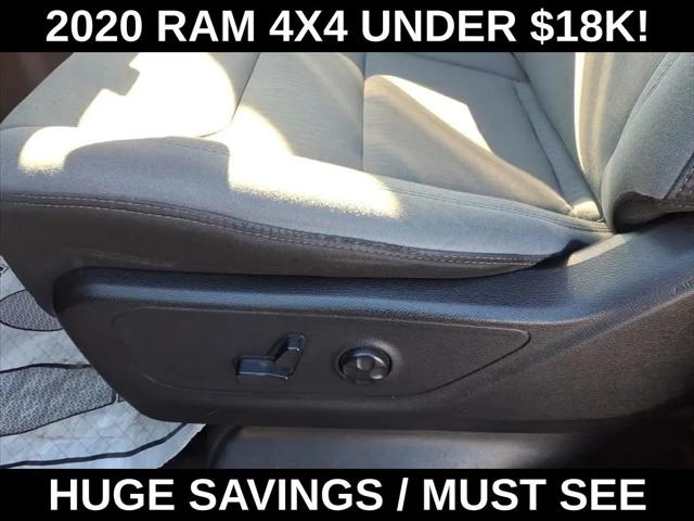2020 Ram 1500 Big Horn Crew Cab 4x4 5'7" Box