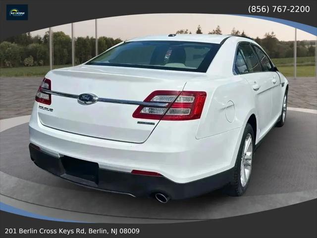 2019 Ford Taurus SE
