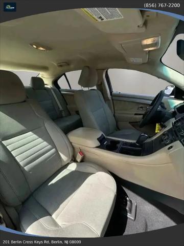 2019 Ford Taurus SE
