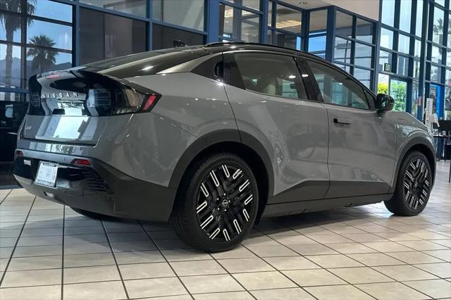 2026 Nissan LEAF PLATINUM+