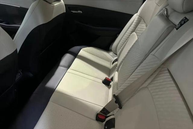 2026 Nissan LEAF PLATINUM+