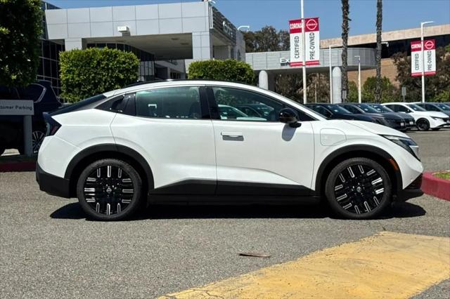 2026 Nissan LEAF PLATINUM+