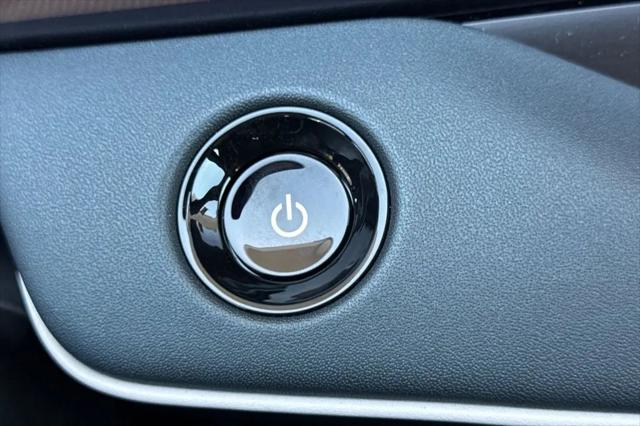 2026 Nissan LEAF PLATINUM+