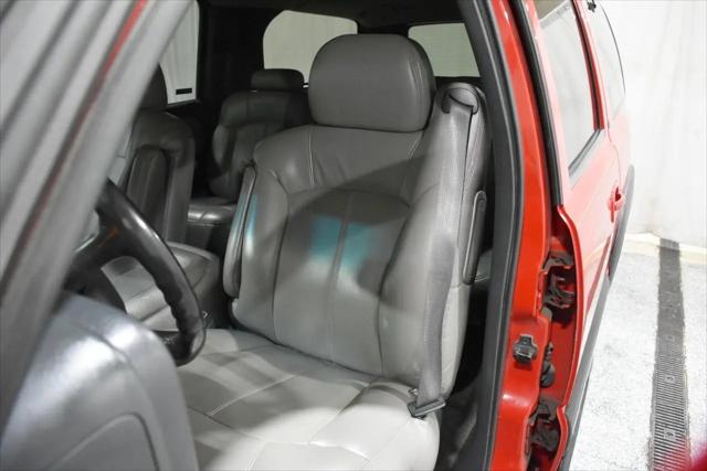 2001 Chevrolet Suburban LT