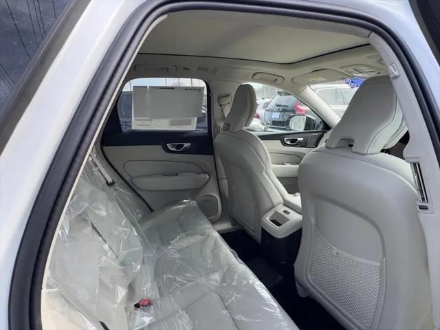 2026 Volvo XC60 Plug-In Hybrid Ultra, T8 AWD Electric/Gasoline, Dark
