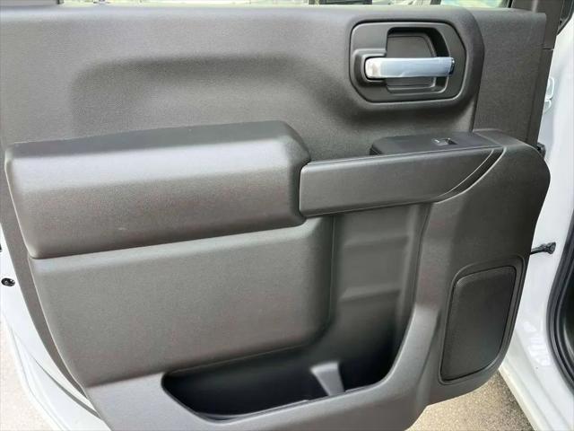 2026 GMC Sierra 3500HD Crew Cab, Long Bed, Pro Dual Rear Wheel, 4WD