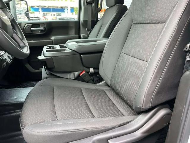 2026 GMC Sierra 3500HD Crew Cab, Long Bed, Pro Dual Rear Wheel, 4WD