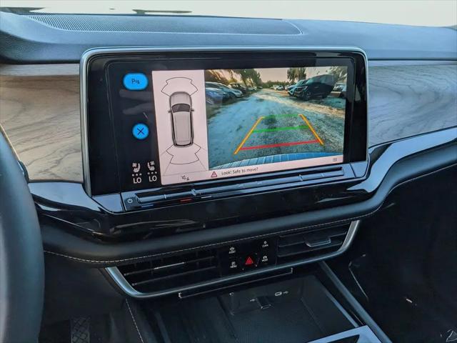2026 Volkswagen Atlas SE with Technology