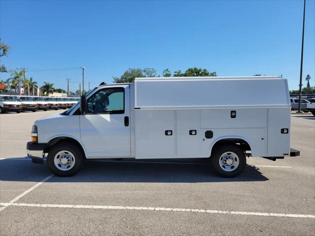 2025 Chevrolet Express Cutaway Work Van