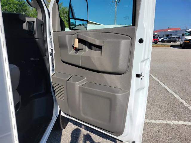2025 Chevrolet Express Cutaway Work Van
