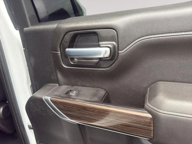 2021 Chevrolet Silverado 1500 4WD Crew Cab Short Bed RST