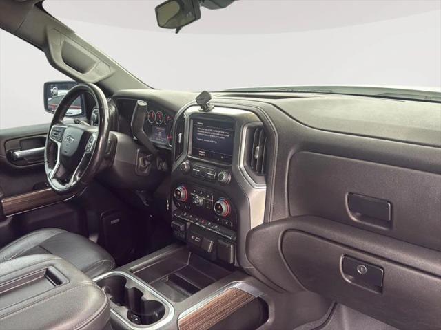 2021 Chevrolet Silverado 1500 4WD Crew Cab Short Bed RST