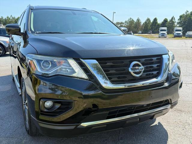 2020 Nissan Pathfinder Platinum 2WD