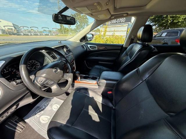 2020 Nissan Pathfinder Platinum 2WD