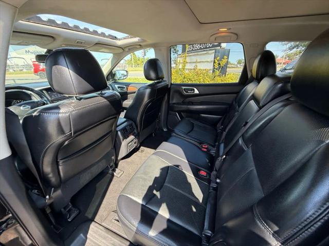 2020 Nissan Pathfinder Platinum 2WD