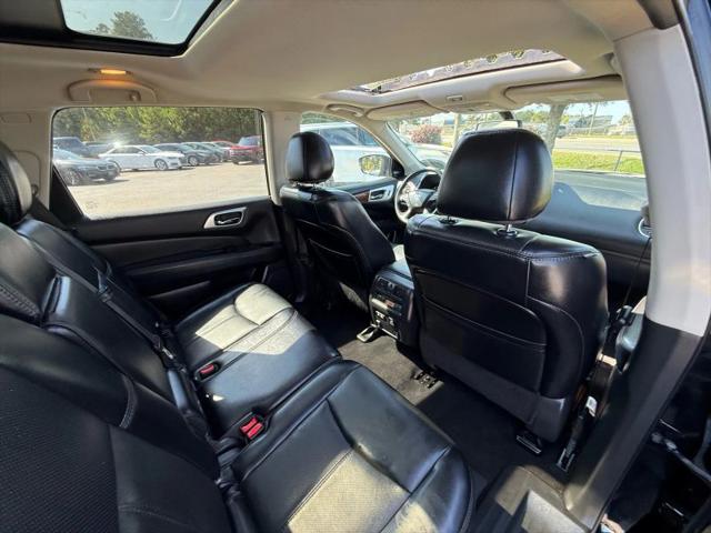 2020 Nissan Pathfinder Platinum 2WD