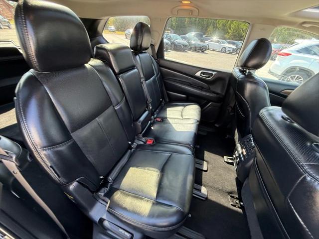 2020 Nissan Pathfinder Platinum 2WD