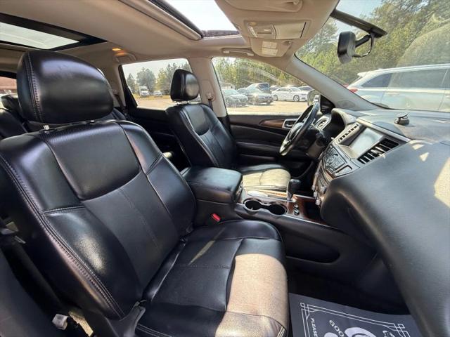 2020 Nissan Pathfinder Platinum 2WD