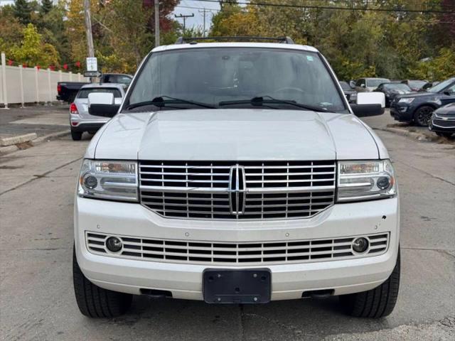 2012 Lincoln Navigator Base