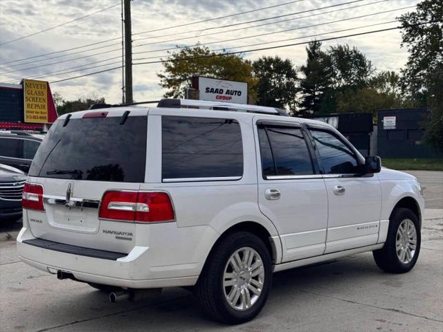2012 Lincoln Navigator Base