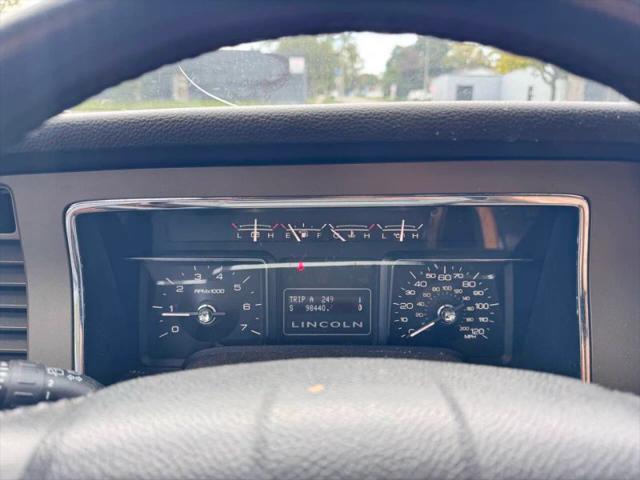 2012 Lincoln Navigator Base
