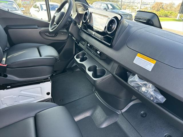 2026 Mercedes-Benz Sprinter Cargo Van Unknown