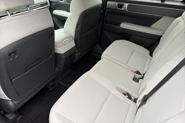 2026 Hyundai Santa Fe SE