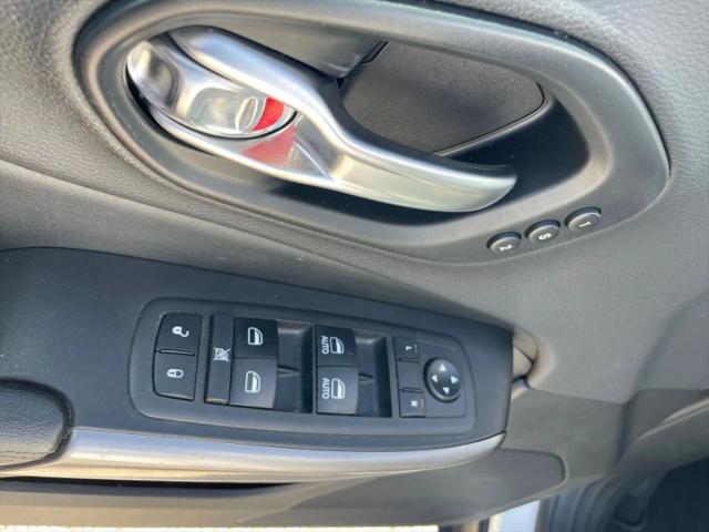2019 Jeep Cherokee Limited FWD