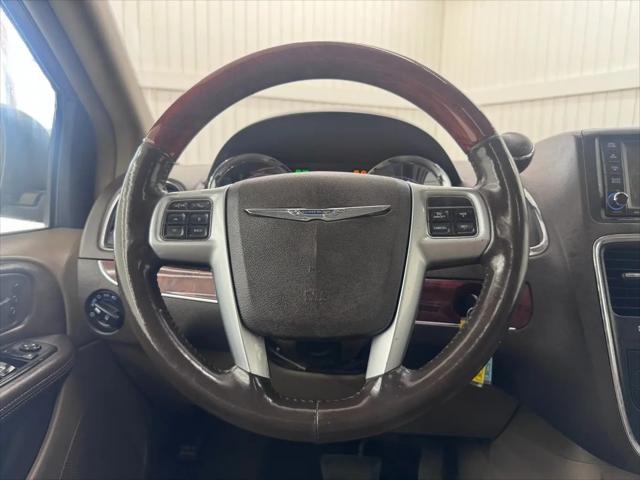 2012 Chrysler Town & Country Limited