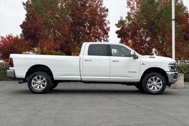 2026 RAM Ram 3500 RAM 3500 LARAMIE CREW CAB 4X4 8 BOX