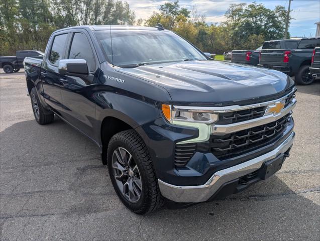 2022 Chevrolet Silverado 1500 4WD Crew Cab Short Bed LT with 2FL