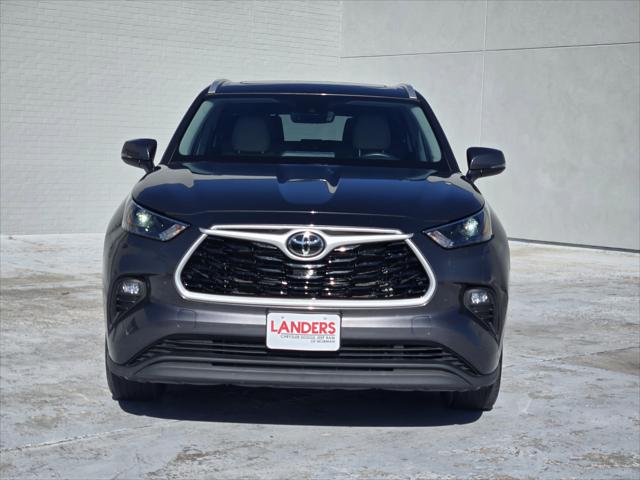 2022 Toyota Highlander XLE 2022 Toyota Highlander XLE