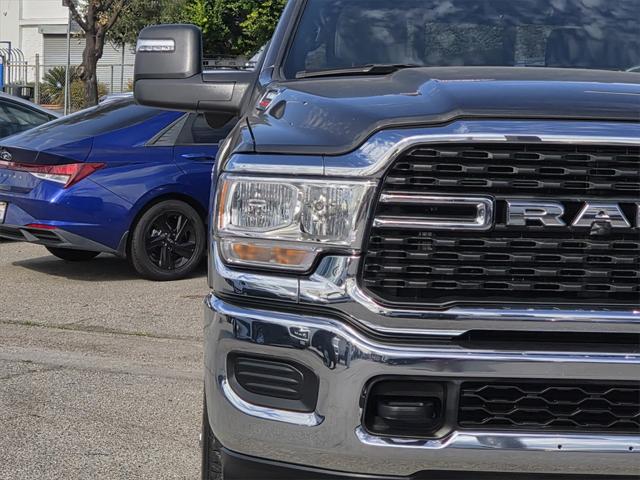 2024 RAM 3500 Tradesman Crew Cab 4x4 64 Box 2024 RAM 3500 Tradesman Crew Cab 4x4 64 Box