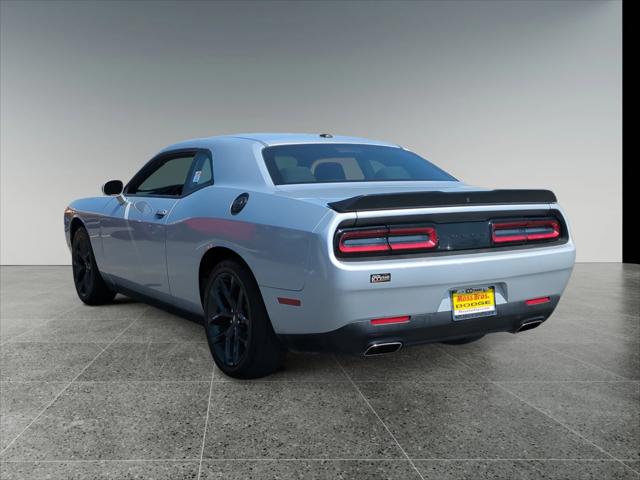 2022 Dodge Challenger SXT