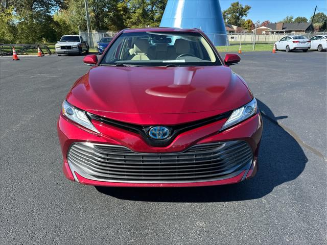 2020 Toyota Camry XLE Hybrid 2020 Toyota Camry XLE Hybrid