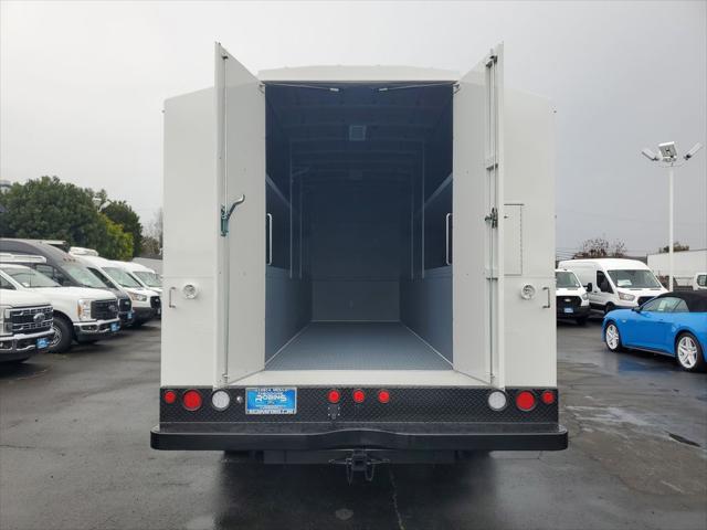 2026 Ford 600 XL