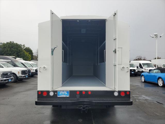2026 Ford 600 XL