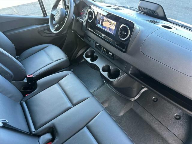 2026 Mercedes-Benz Sprinter 2500 Standard Roof 4-Cyl Diesel HO