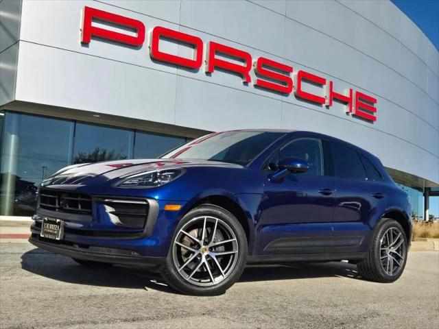 2024 Porsche Macan Base (PDK) for sale in Orland Park, IL