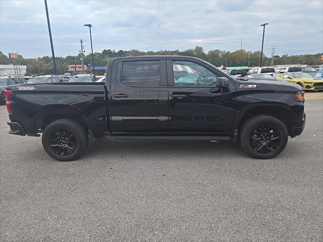 2024 Chevrolet Silverado 1500 4WD Crew Cab Short Bed Custom Trail Boss