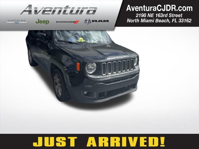 2018 Jeep Renegade Latitude FWD 2018 Jeep Renegade Latitude FWD