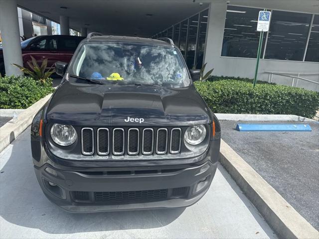 2018 Jeep Renegade Latitude FWD 2018 Jeep Renegade Latitude FWD