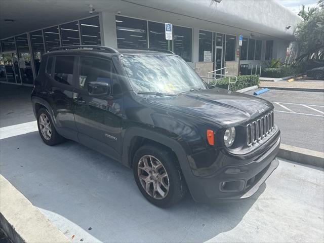 2018 Jeep Renegade Latitude FWD 2018 Jeep Renegade Latitude FWD
