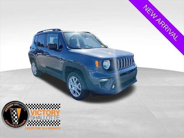 2022 Jeep Renegade Latitude 4x4 2022 Jeep Renegade Latitude 4x4